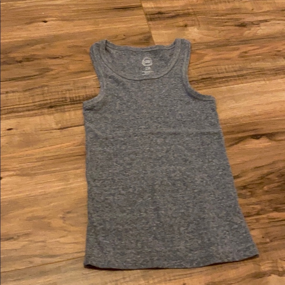 Grey tank top
